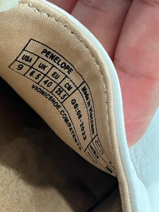 Women's Vionic Penelope Slip On Sneaker in White Size 9 - Picture 6 of 8